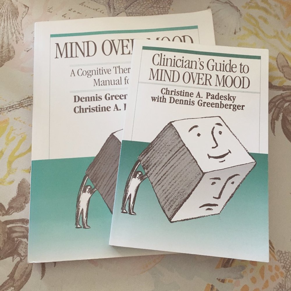 'Mind Over Mood' Client and Clinician Psychology 2 Book Bundle